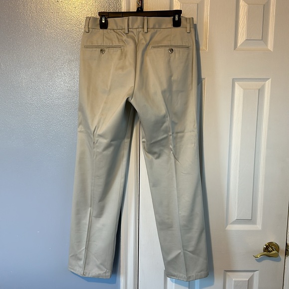 Dockets Signature Khaki Pants - Picture 2 of 4